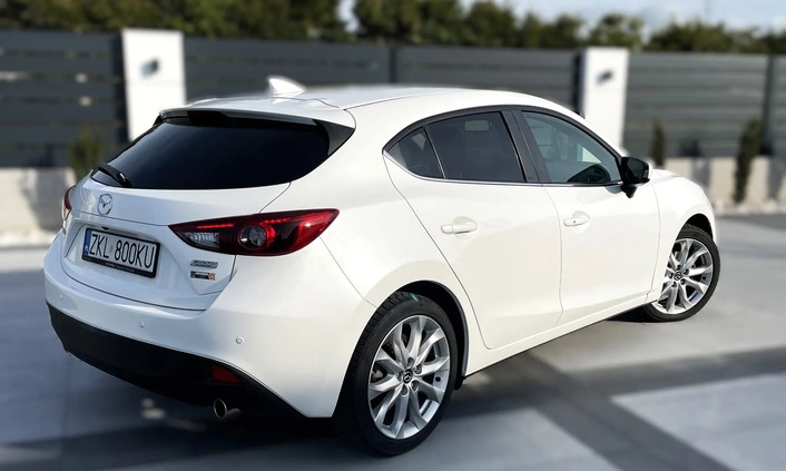 Mazda 3 cena 64900 przebieg: 84500, rok produkcji 2016 z Goleniów małe 211